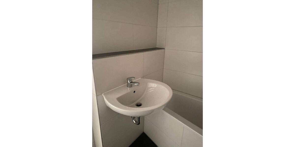 Etagenwohnung Chemnitz Yorckgebiet - 2 Zimmer, 76 m&sup2;, 456&euro; | Angebot:26843674