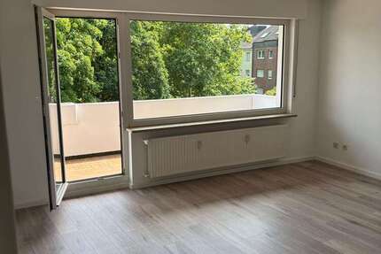 Wohnung zum Mieten in Troisdorf 900 € 67 m²