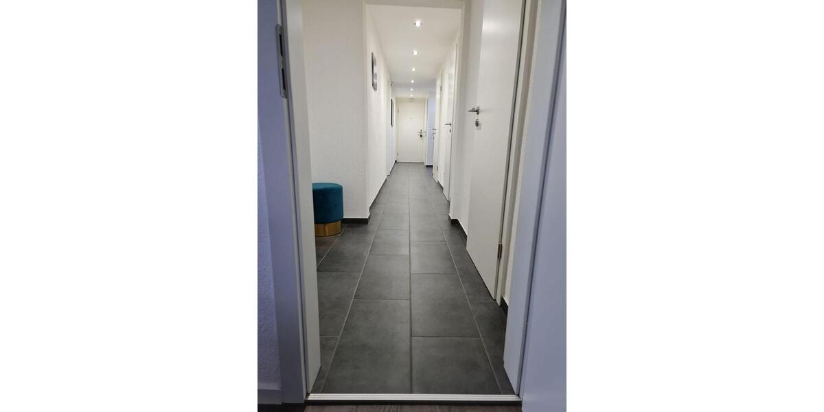 Dachgeschoßwohnung Ditzingen - 3 Zimmer, 88 m&sup2;, 1.190&euro; | Angebot:26600639