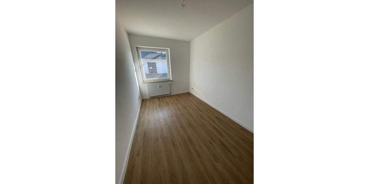 Etagenwohnung Weyhe Dreye - 3 Zimmer, 149 m&sup2;, 1.100&euro; | Angebot:25771718