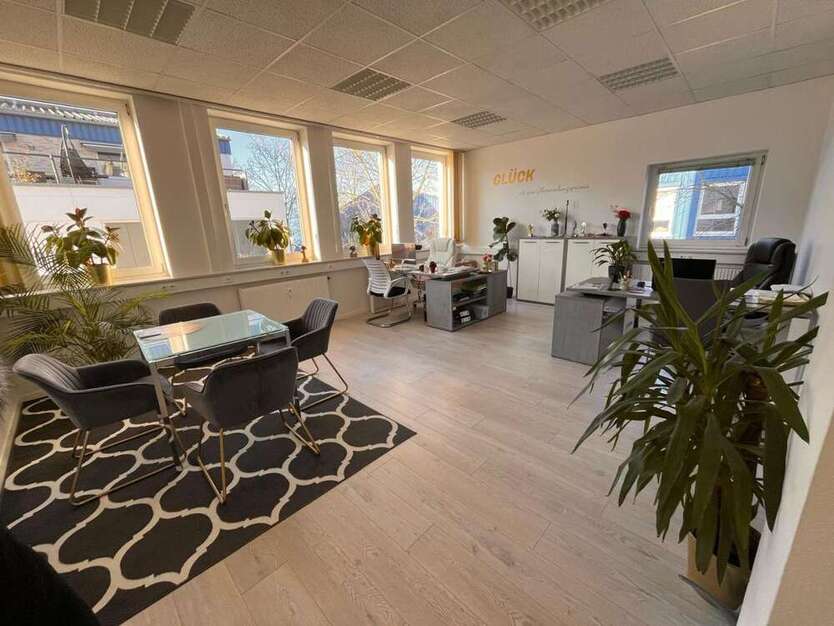 Büro in Kirchheim bei München 600 € 23 m²