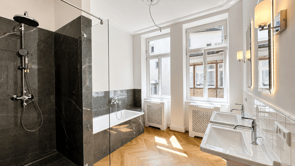 Etagenwohnung Baden-Baden Innenstadt - 4 Zimmer, 138 m&sup2;, 2.340&euro; | Angebot:26740383