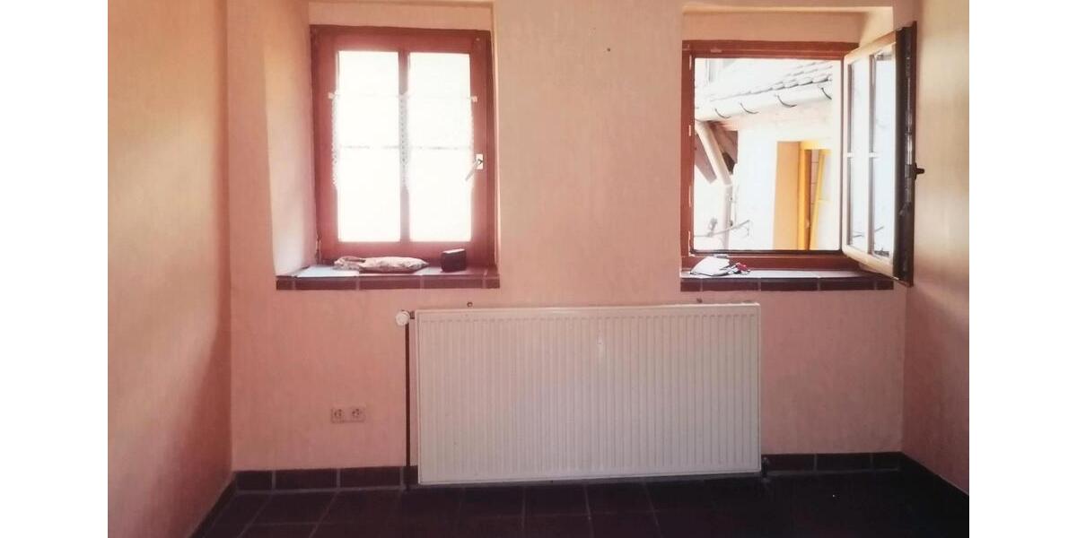 Etagenwohnung Ottweiler - 1 Zimmer, 35 m&sup2;, 300&euro; | Angebot:25294815