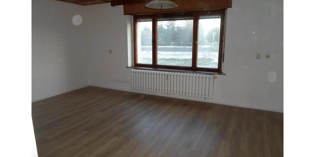 Erdgeschoßwohnung Doberlug-Kirchhain Kirchhain - 3 Zimmer, 95 m&sup2;, 520&euro; | Angebot:22970904
