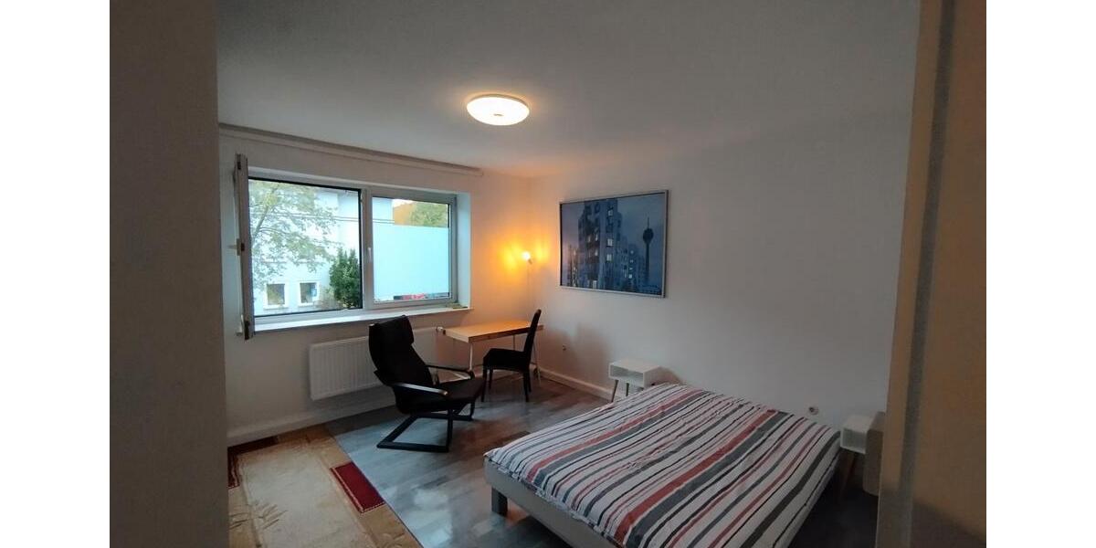 Wohnen auf Zeit Düsseldorf Stadtbezirk 8 - 1.5 Zimmer, 38 m&sup2;, 900&euro; | Angebot:26637245