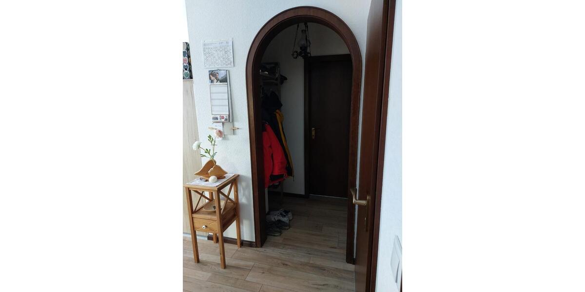 Etagenwohnung Homberg (Efze) - 4 Zimmer, 107 m&sup2;, 750&euro; | Angebot:24743065