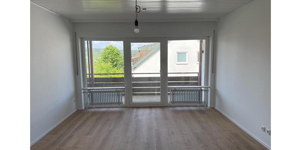 Etagenwohnung Lauda-Königshofen Königshofen - 3 Zimmer, 81 m&sup2;, 847&euro; | Angebot:26548674