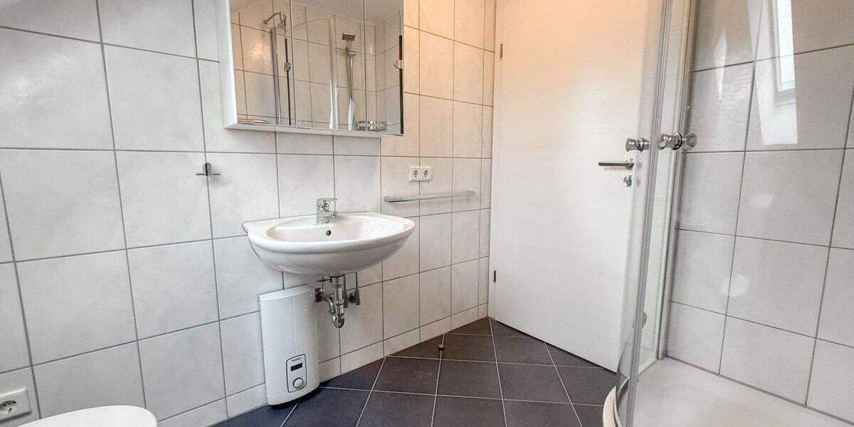 Etagenwohnung Rheurdt - 3 Zimmer, 71 m&sup2;, 650&euro; | Angebot:24877024