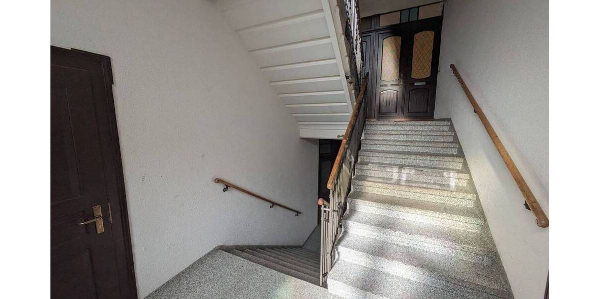 Etagenwohnung Chemnitz Kaßberg - 2 Zimmer, 70 m&sup2;, 350&euro; | Angebot:26758904