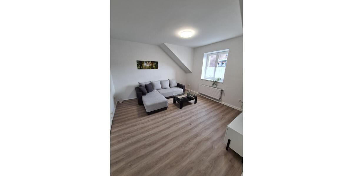 Wohnen auf Zeit Plettenberg - 4 Zimmer, 100 m&sup2;, 12&euro; | Angebot:24408848