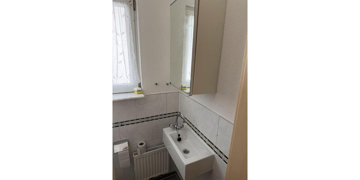 Wohnen auf Zeit Villingen-Schwenningen Schwenningen - 6 Zimmer, 205 m&sup2;, 450&euro; | Angebot:26594591