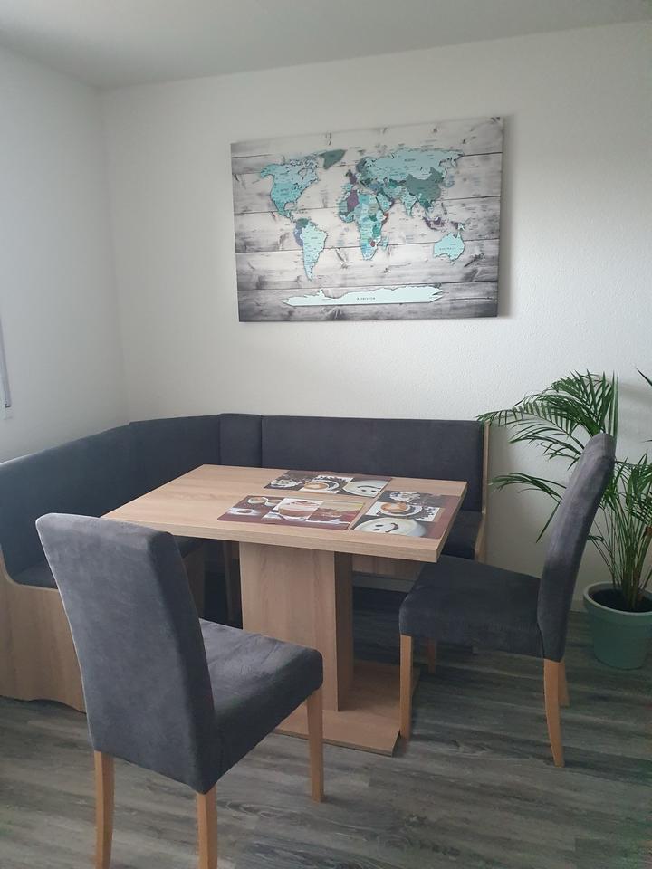 Helles Zimmer in ruhiger WG, saniert, Warmmiete, alles inkl.