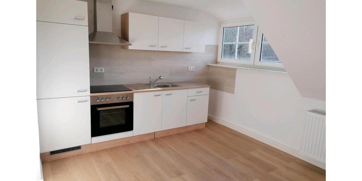 Dachgeschoßwohnung Neunburg vorm Wald - 3 Zimmer, 86 m&sup2;, 600&euro; | Angebot:25238358