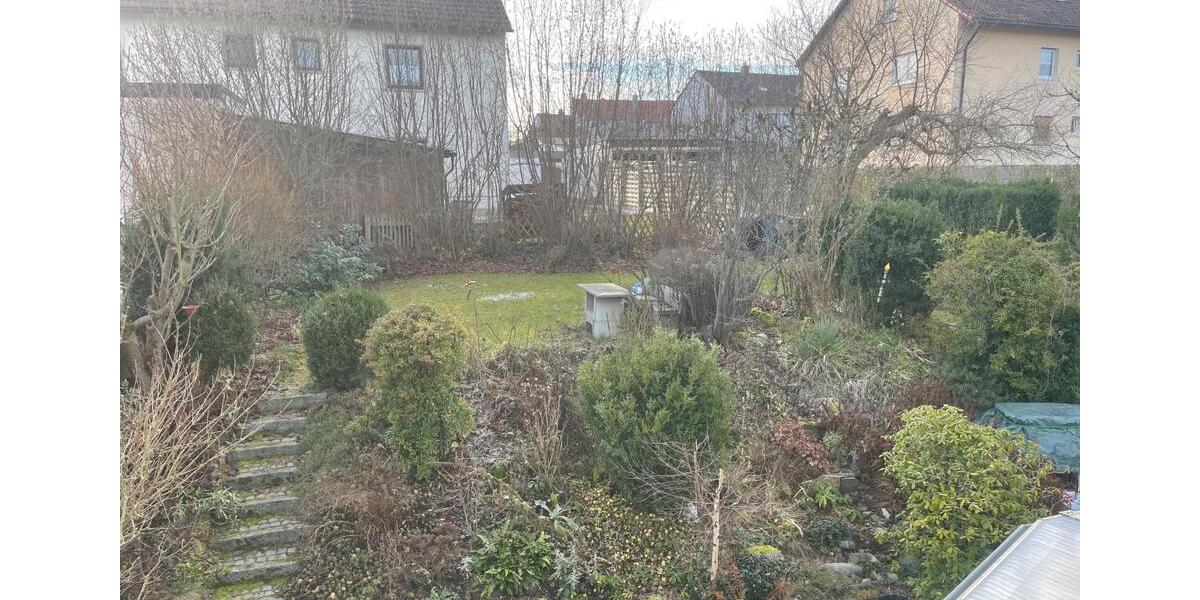 Doppelhaushälfte Heilsbronn - 6 Zimmer, 240 m&sup2;, 1.900&euro; | Angebot:24535997