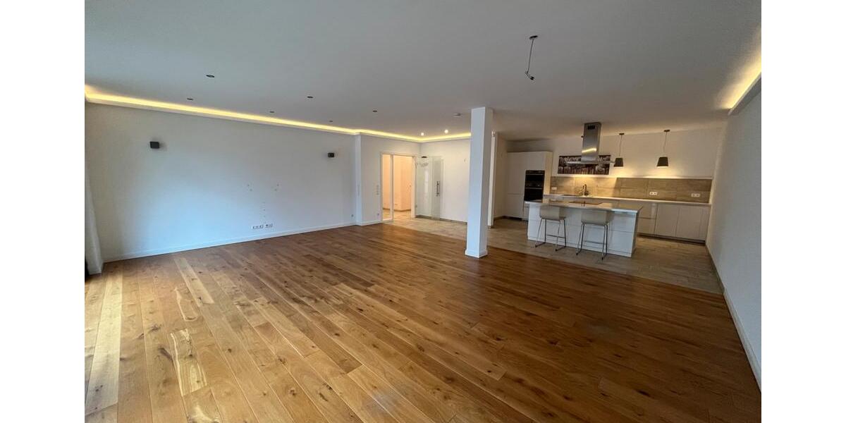 Etagenwohnung Rheine - 3 Zimmer, 148 m&sup2;, 1.360&euro; | Angebot:25232141