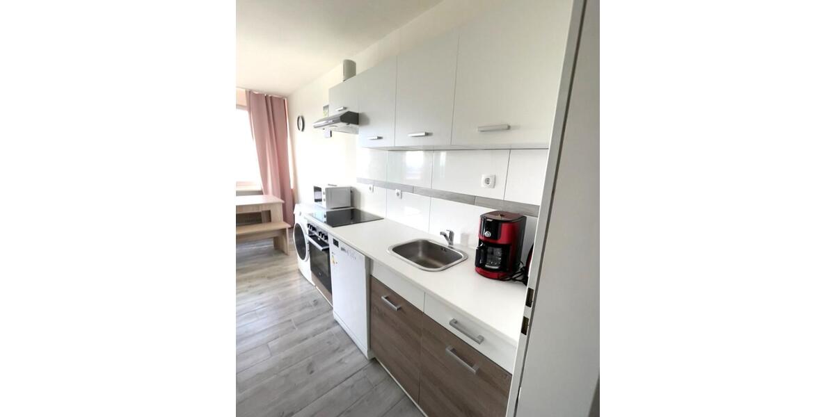 Wohnen auf Zeit Duisburg Essenberg - 57 Zimmer, 1.550 m&sup2;, 15&euro; | Angebot:23784944