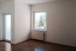 schöne Wohnung m. Loggia und Blick ins Grüne