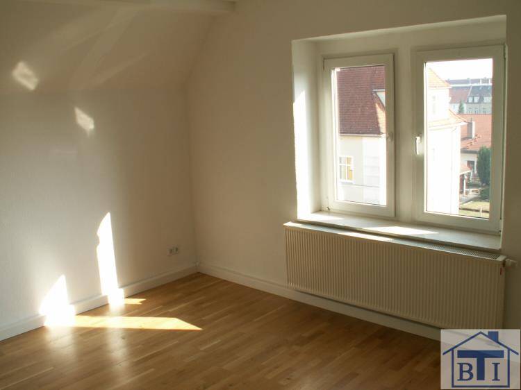 Etagenwohnung Zittau - 3 Zimmer, 71 m&sup2;, 485&euro; | Angebot:25776440