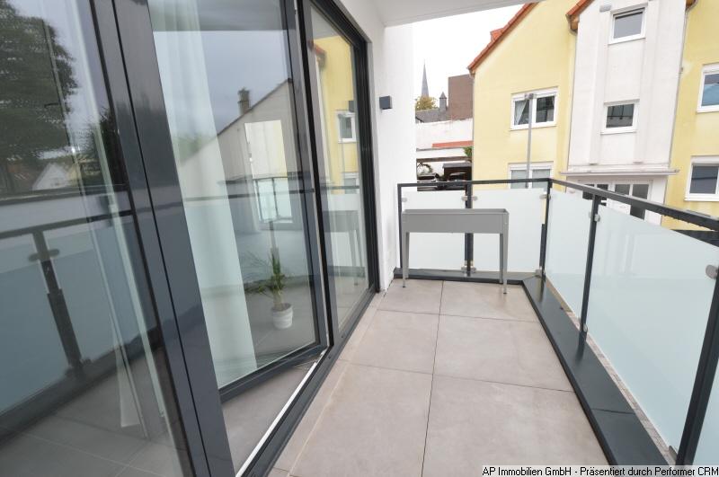 FINTHEN - Knallerwohnung! 2 Zimmer, Küche, Bad, 2 Balkone 2 zimmer