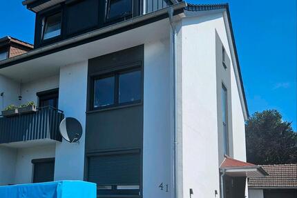 4 Zimmer Wohnung über 2 Etagen & Balkon & EBK,nähe Golfplatz