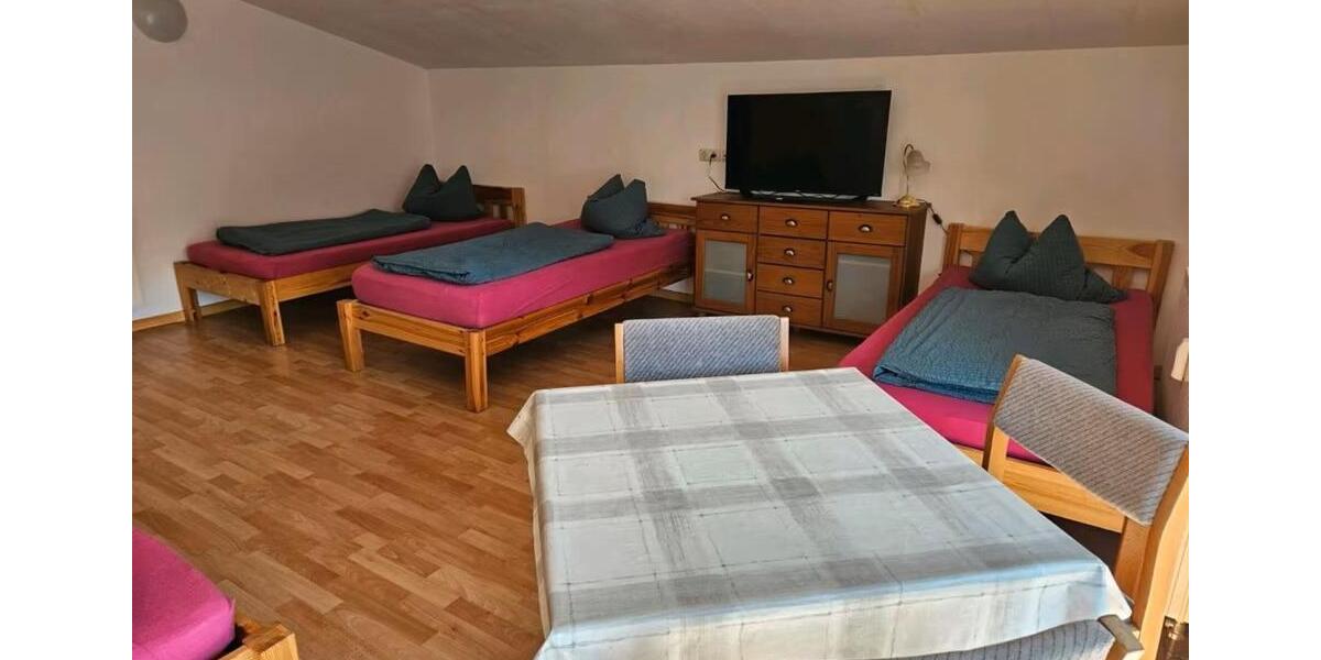 Etagenwohnung Rüdersdorf bei Berlin Hennickendorf - 5 Zimmer, 181 m&sup2;, 2.500&euro; | Angebot:25351194