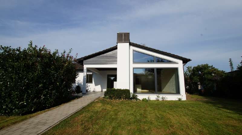 Haus zum Mieten in Bogen 1.300 € 160 m² 5 zimmer