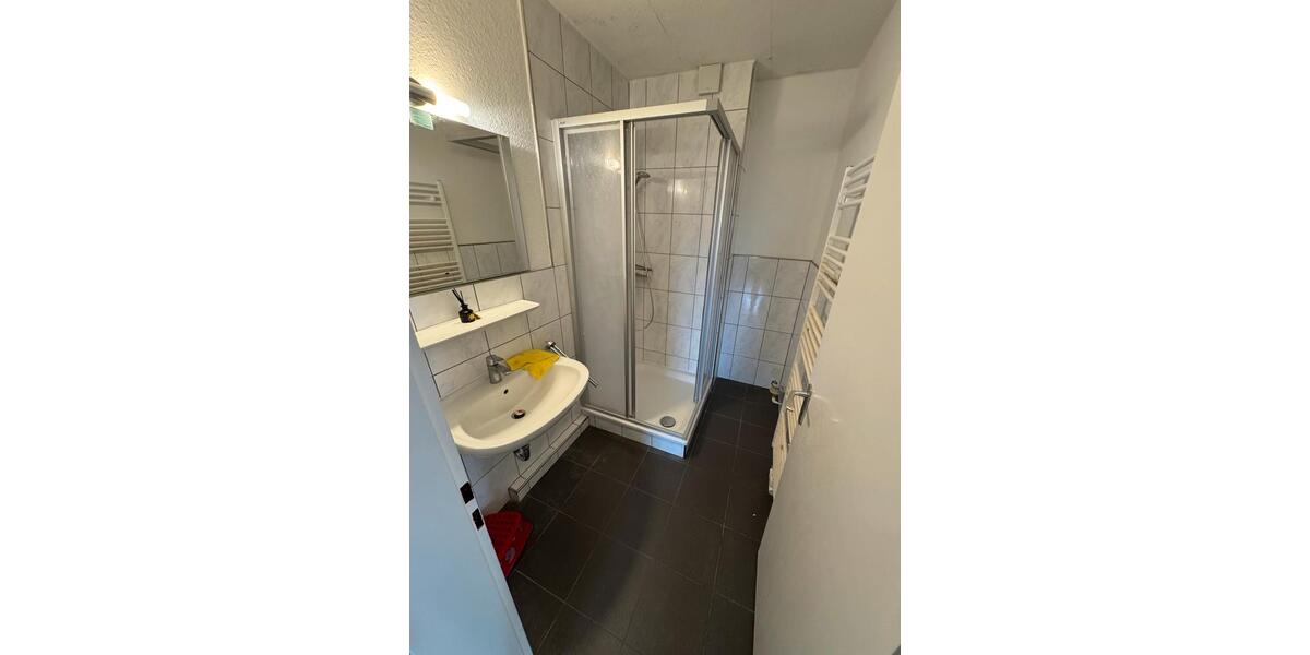 Etagenwohnung Nordenham - 4 Zimmer, 91 m&sup2;, 890&euro; | Angebot:25837175