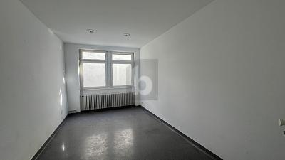 ZENTRALE AUSSTELLUNGS-, ODER VERKAUFSRÄUME 4 zimmer