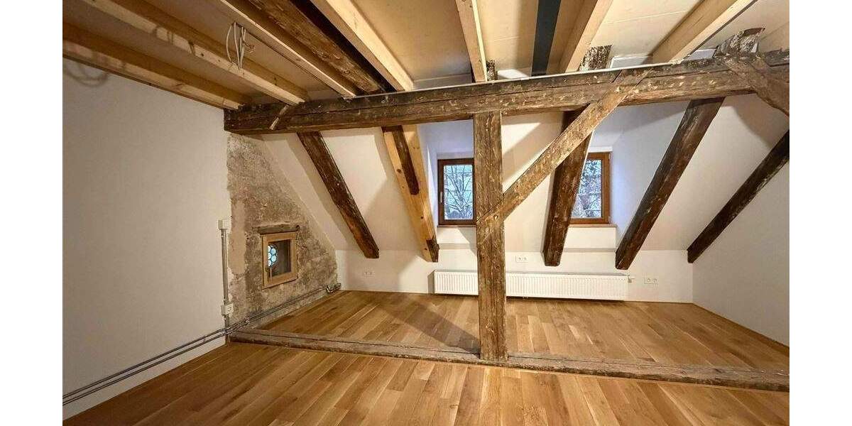 Etagenwohnung Konstanz Altstadt - 2 Zimmer, 89 m&sup2;, 1.600&euro; | Angebot:24725884