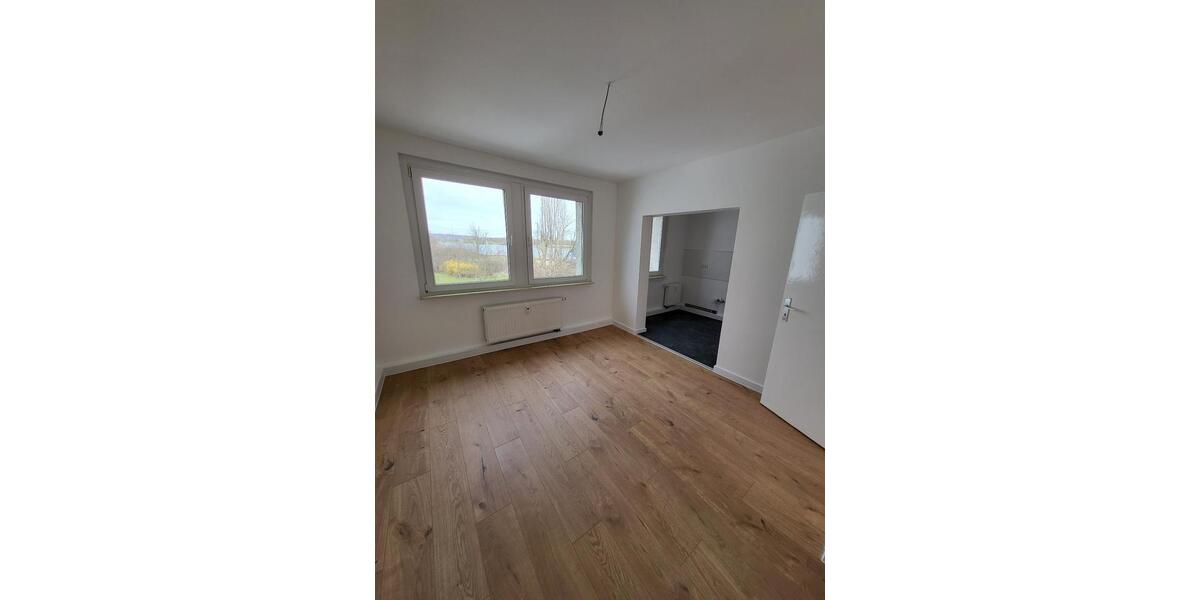 Etagenwohnung Bitterfeld-Wolfen Bitterfeld - 5 Zimmer, 117 m&sup2;, 877&euro; | Angebot:26445689