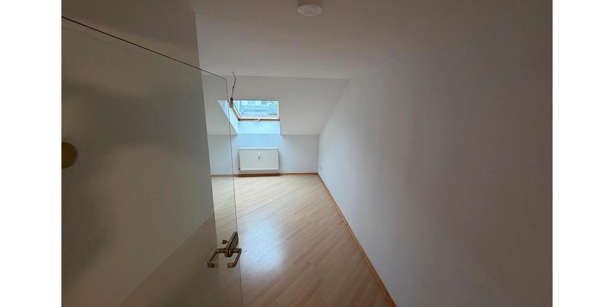 Maisonettenwohnung Wiesbaden - 3.5 Zimmer, 75 m&sup2;, 1.067&euro; | Angebot:26639032