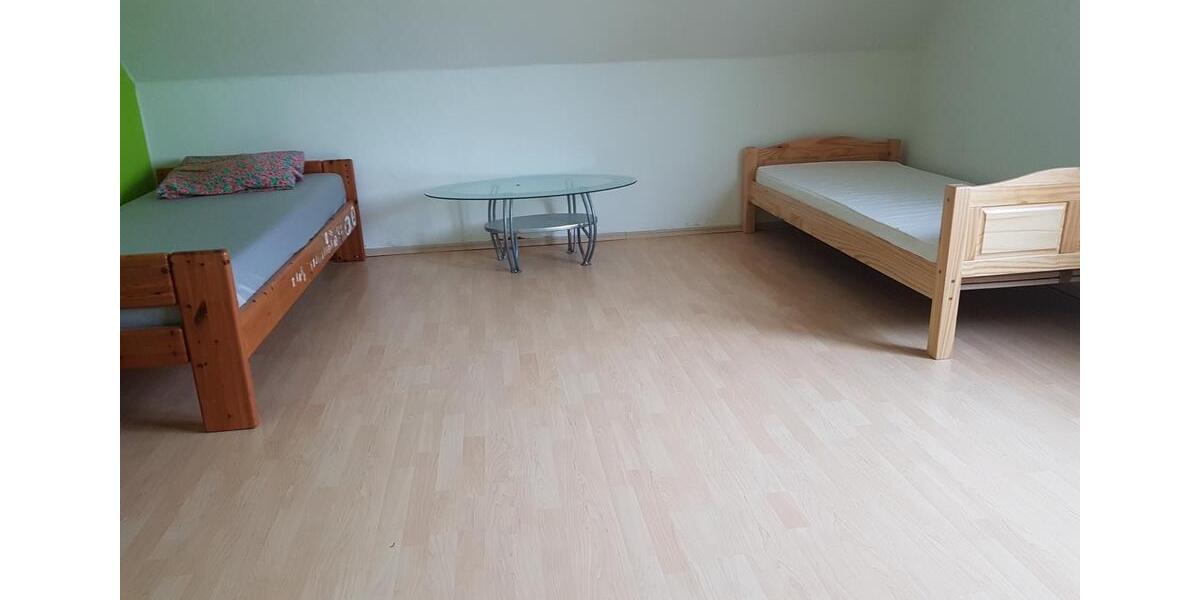 Wohnen auf Zeit Seelze - 5 Zimmer, 156 m&sup2;, 400&euro; | Angebot:25341697