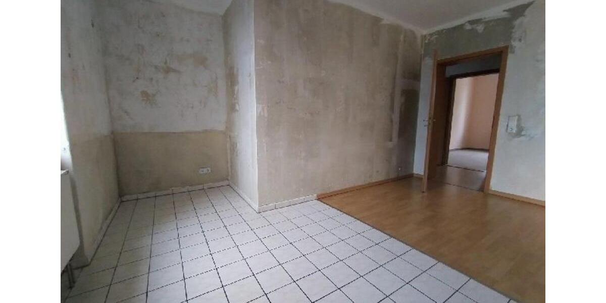 4-Raum-Wohnung mit Balkon, 2 Bädern, Wanne, Garten 4 zimmer