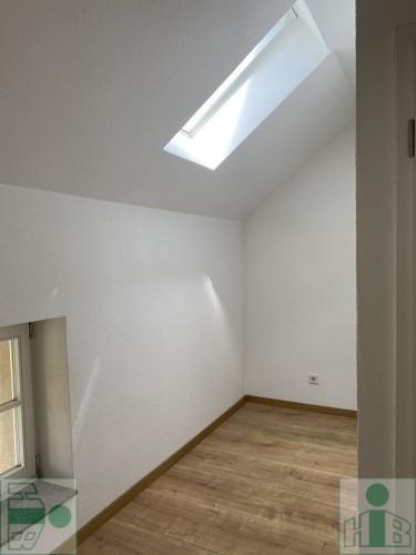 Etagenwohnung Löbau - 3 Zimmer, 84 m&sup2;, 548&euro; | Angebot:24149035
