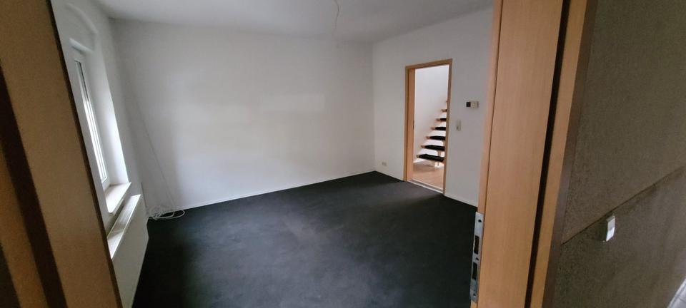 2 Raumwohnung Im Erdgeschoss in Nienburg (Saale) 2 zimmer