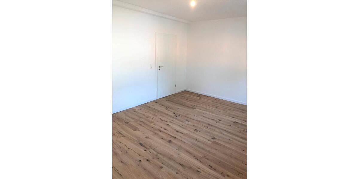 Etagenwohnung Köln Nippes - 2 Zimmer, 85 m&sup2;, 1.390&euro; | Angebot:26676663