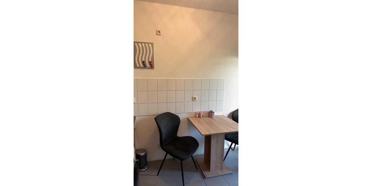 Erdgeschoßwohnung Altenburg - 1 Zimmer, 30 m&sup2;, 666&euro; | Angebot:20738865