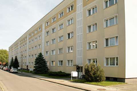 Etagenwohnung Dessau-Roßlau Roßlau - 1 Zimmer, 24 m&sup2;, 250&euro; | Angebot:27285620
