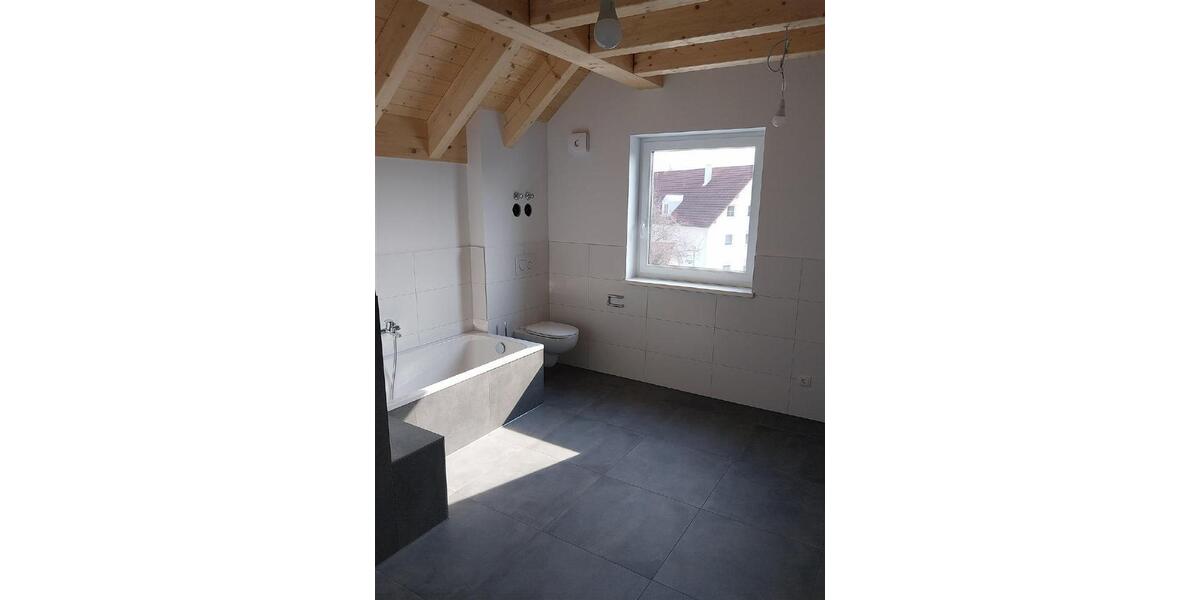 Maisonettenwohnung Geisenhausen - 3 Zimmer, 94 m&sup2;, 1.350&euro; | Angebot:25755390