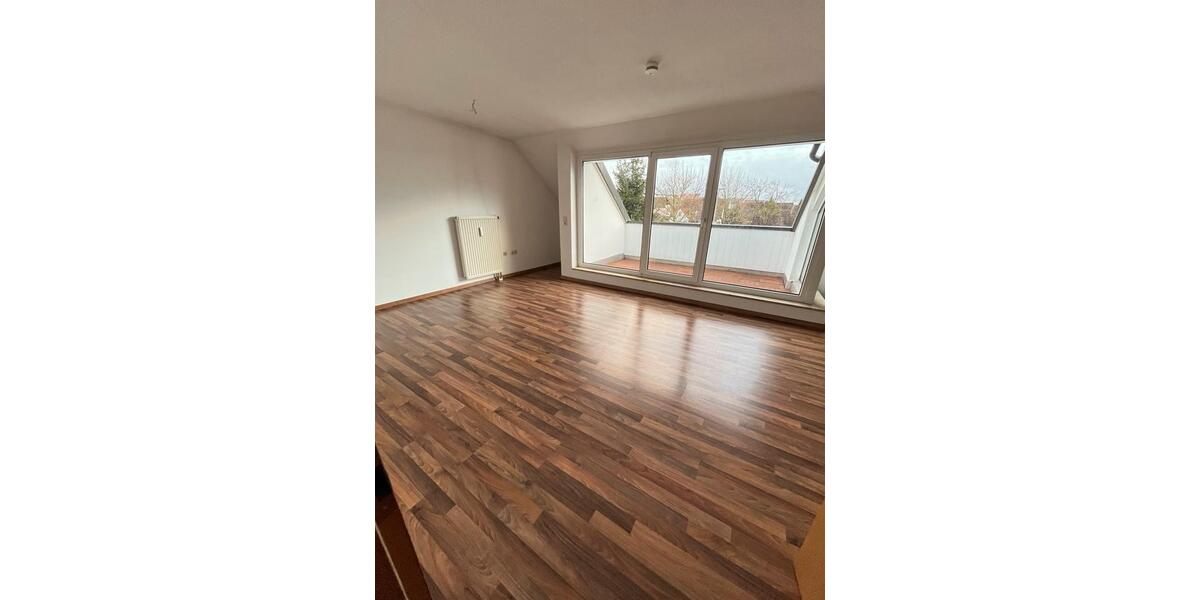 Maisonettenwohnung Burgau - 2 Zimmer, 68 m&sup2;, 780&euro; | Angebot:25080717