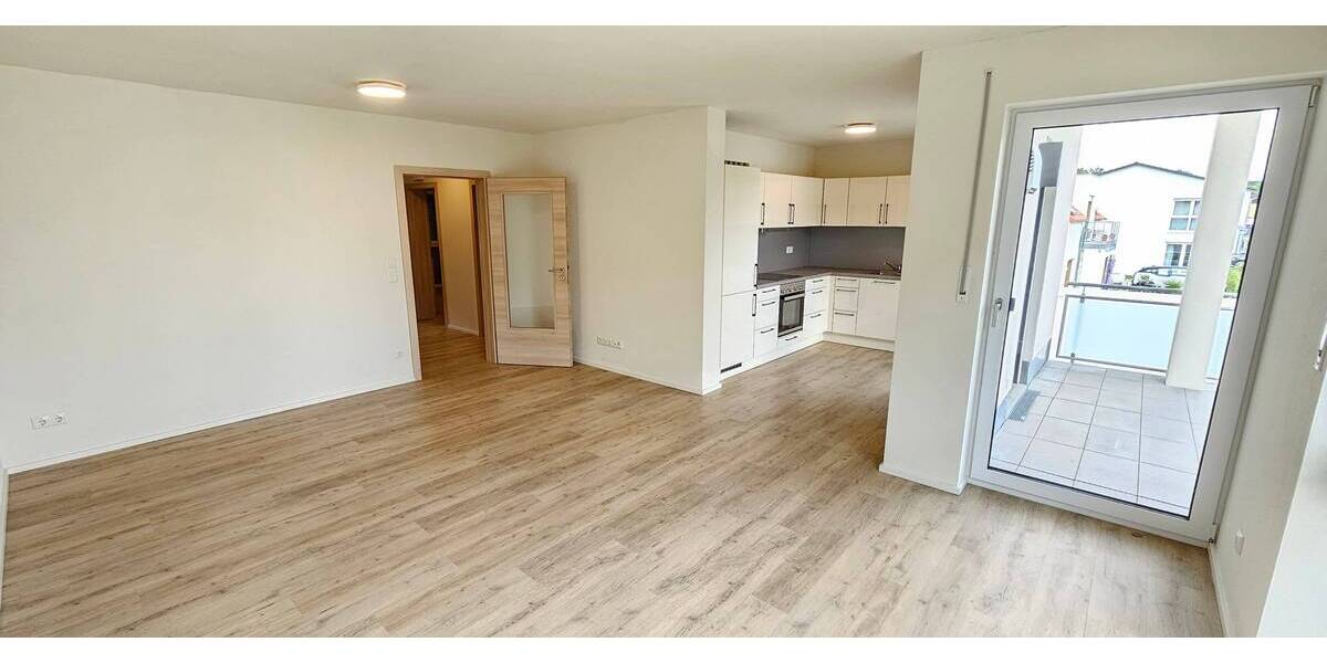 Etagenwohnung Bernhardswald Pettenreuth - 3 Zimmer, 78 m&sup2;, 880&euro; | Angebot:24905505