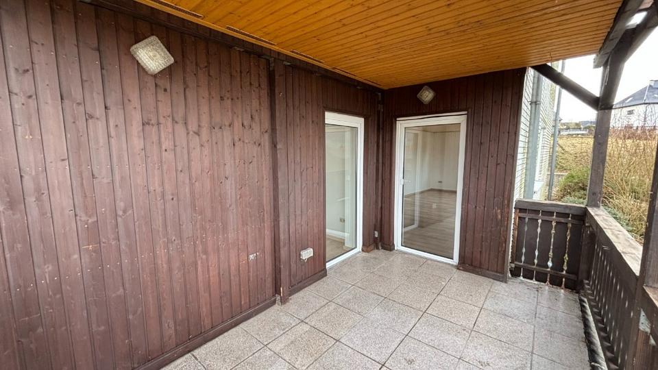 Erdgeschoßwohnung Eschershausen - 4 Zimmer, 94 m&sup2;, 570&euro; | Angebot:24312510