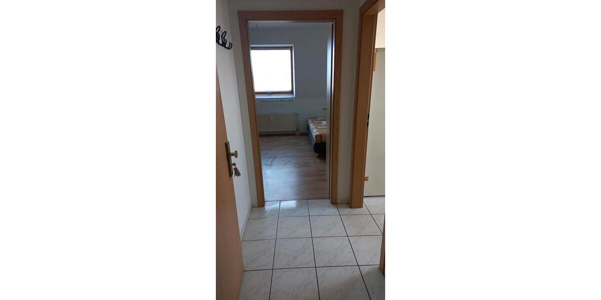Dachgeschoßwohnung Wolmirstedt - 1 Zimmer, 32 m&sup2;, 250&euro; | Angebot:26704608
