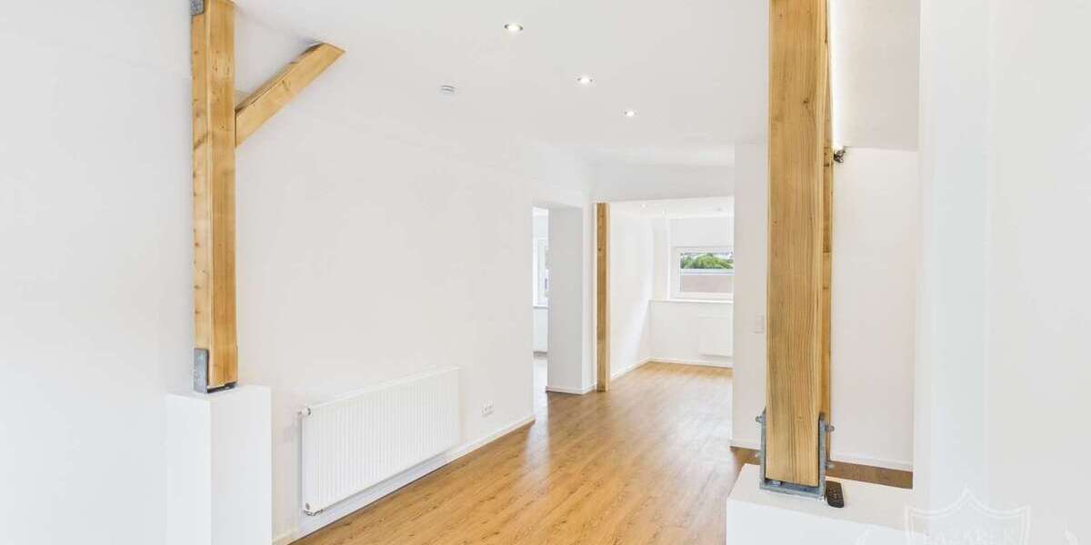 Etagenwohnung Sundern - 4 Zimmer, 110 m&sup2;, 879&euro; | Angebot:27165721