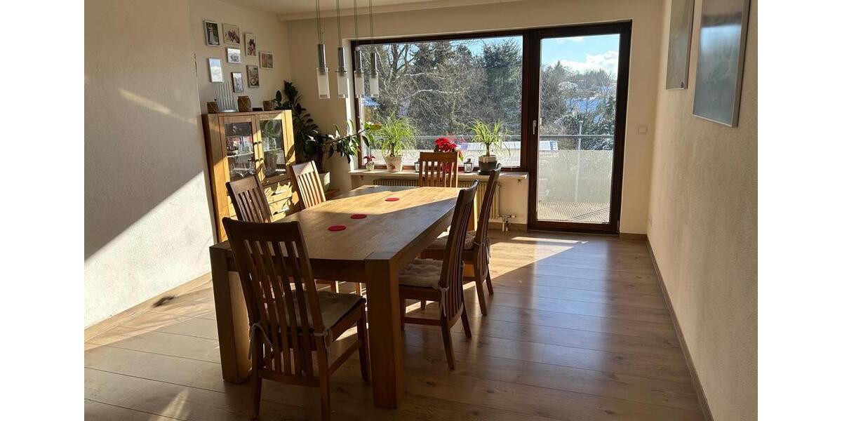 Etagenwohnung Pfullendorf - 4 Zimmer, 140 m&sup2;, 1.400&euro; | Angebot:24649541