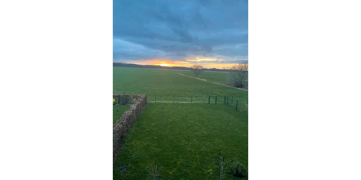 Doppelhaushälfte Westerstede - 6 Zimmer, 180 m&sup2;, 1.600&euro; | Angebot:25298590