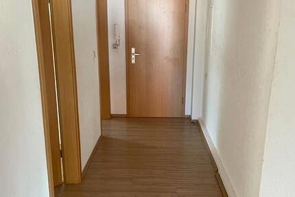 Wohnung Nienburg (Saale) - 3 Zimmer, 125 m&sup2;, 650&euro; | Angebot:26058636