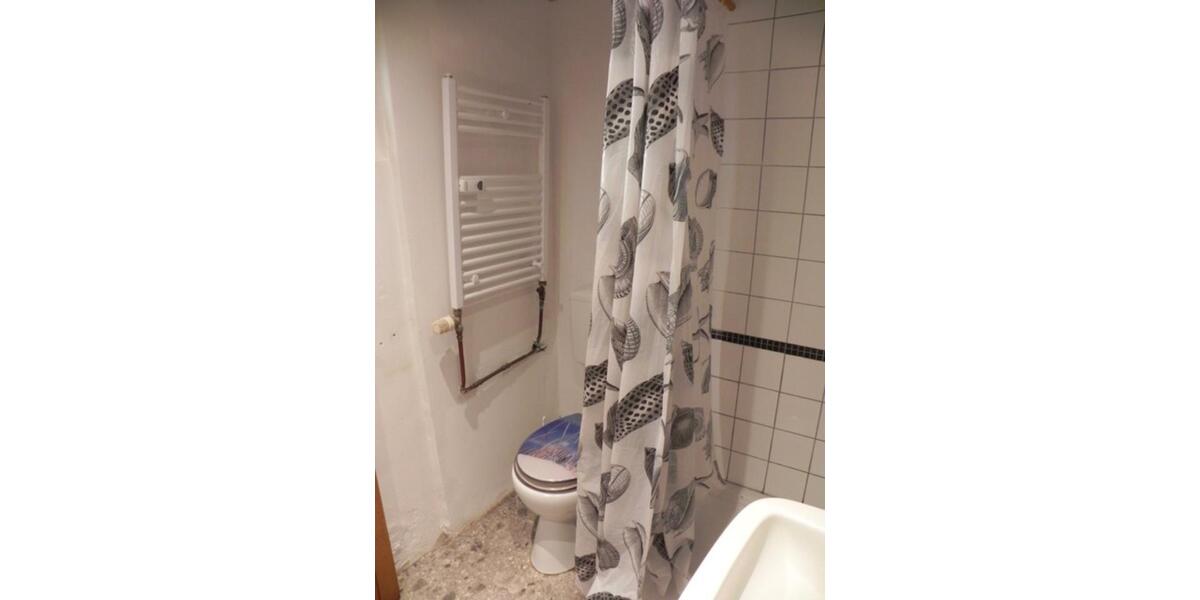 Erdgeschoßwohnung Krefeld - 1 Zimmer, 32 m&sup2;, 570&euro; | Angebot:24603814