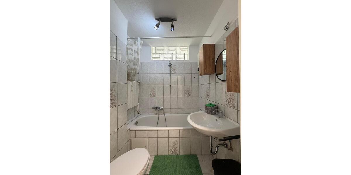 Wohnen auf Zeit Oberhausen - 4 Zimmer, 85 m&sup2;, 15&euro; | Angebot:25873528