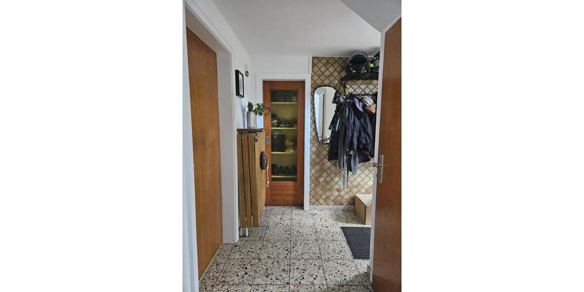Wohnen auf Zeit Melsbach - 6 Zimmer, 150 m&sup2;, 1.100&euro; | Angebot:26437329